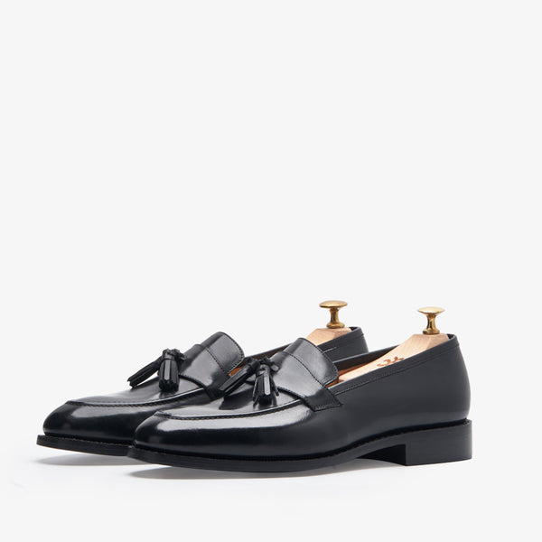 Southwark Big Tassel Black Slip-On Shoes